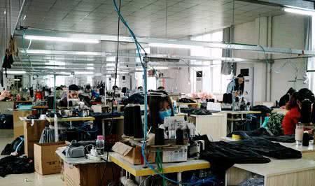 95后电子厂打工妹晒出月薪，直言员工想辞职转行，三个原因很现实